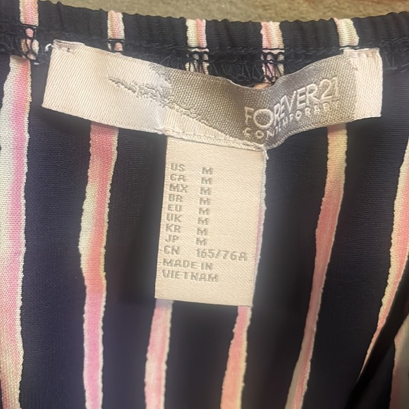 Striped Romper - Picture 7 of 7